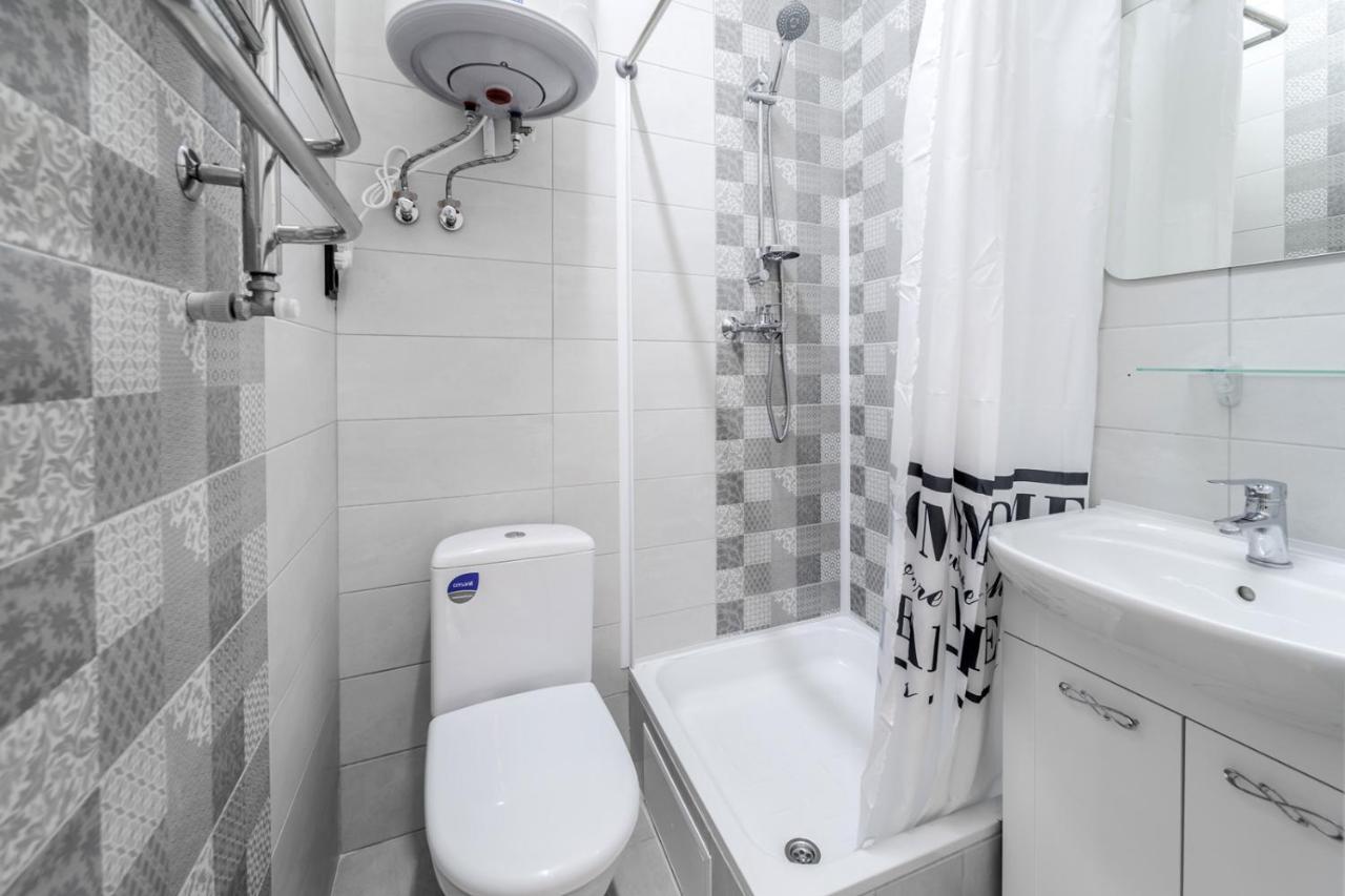 Modern Apartment In The Old City Lviv Extérieur photo