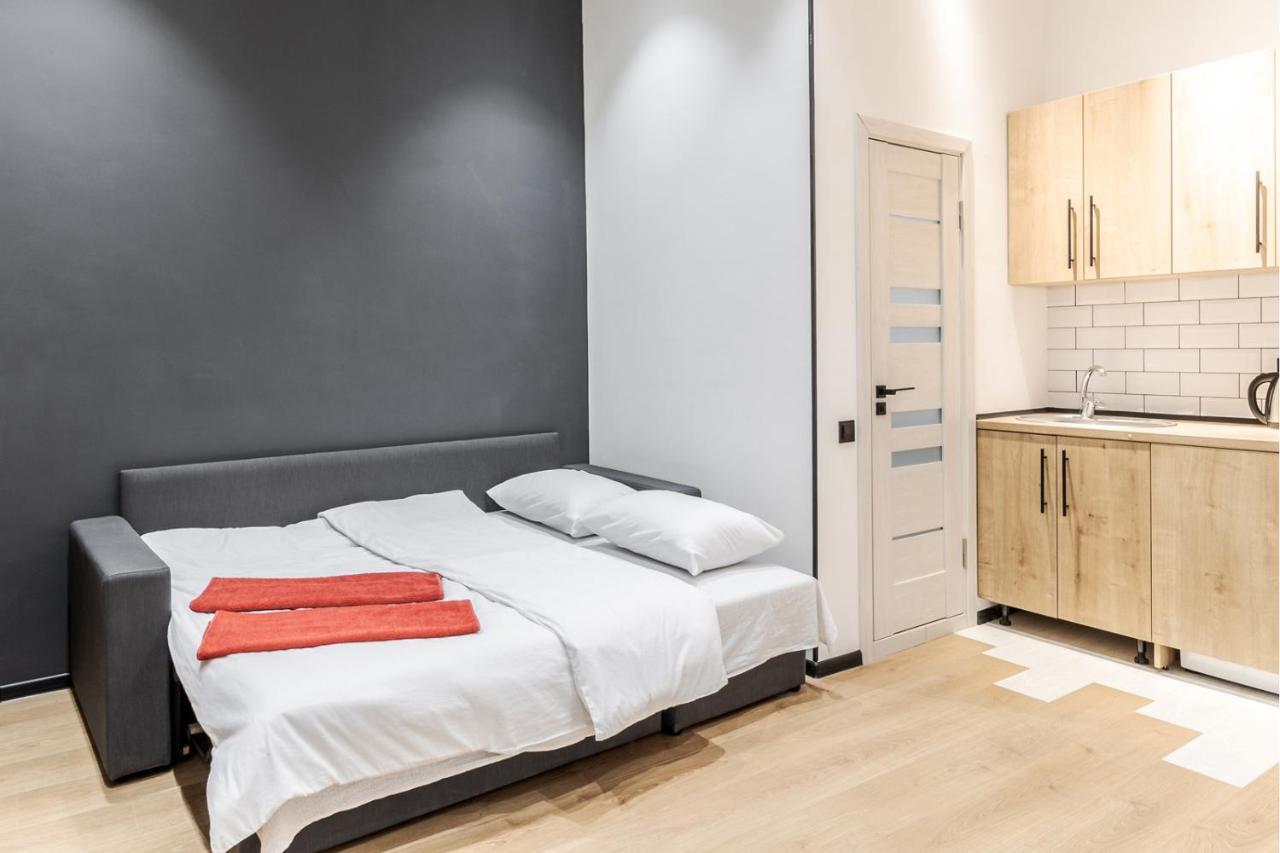 Modern Apartment In The Old City Lviv Extérieur photo