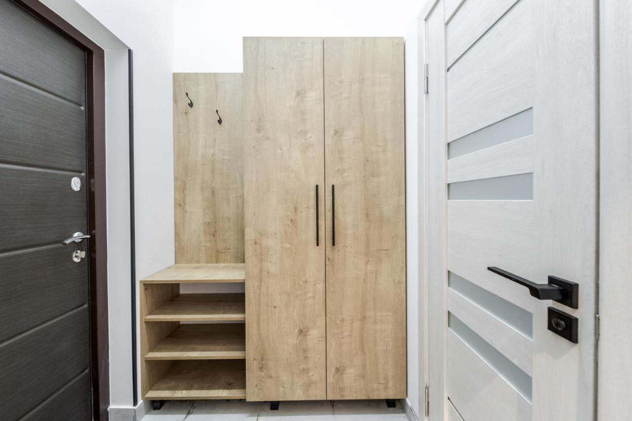 Modern Apartment In The Old City Lviv Extérieur photo