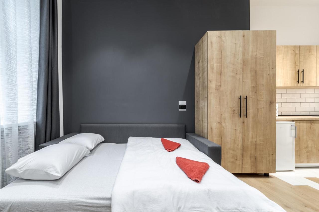 Modern Apartment In The Old City Lviv Extérieur photo